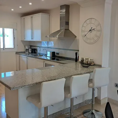Apartamento Aloha Hill Club 124 *