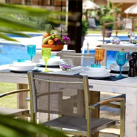 Aloha Hill Club 124